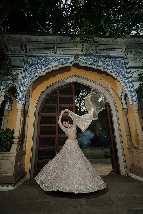 Mauve Net - Timeless Couture Majesty - Image 3