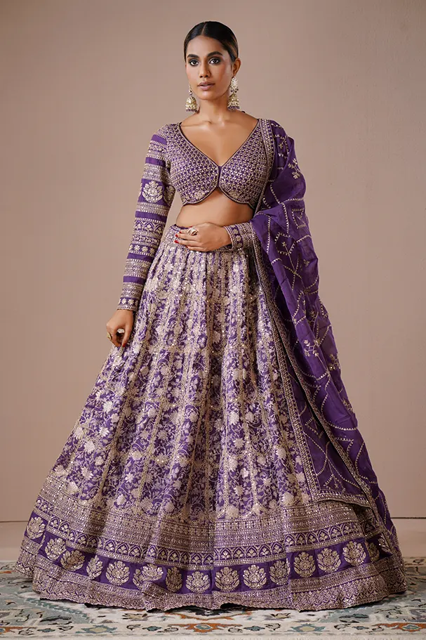 Elephant Grey Silk – Regal Woven Heritage